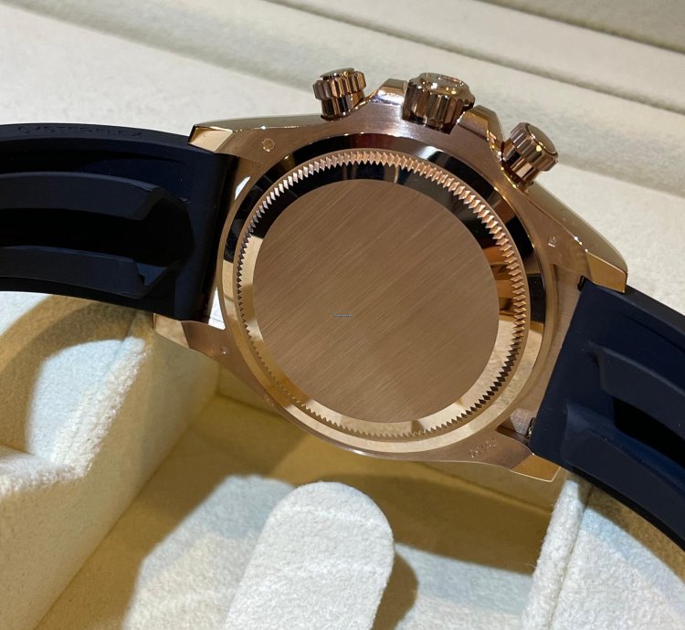 Rolex Daytona Cosmograph Daytona Black Dial Rose Gold Oysterflex 2024