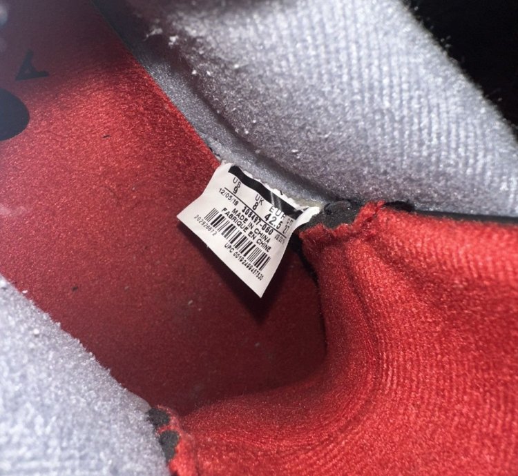 Air Jordan 4 Bred Retro 2019