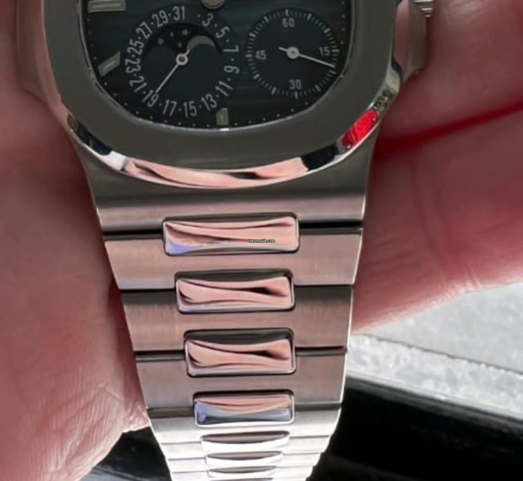 Patek Philippe Nautilus 5712a Ultrarare Geneva Sealedition