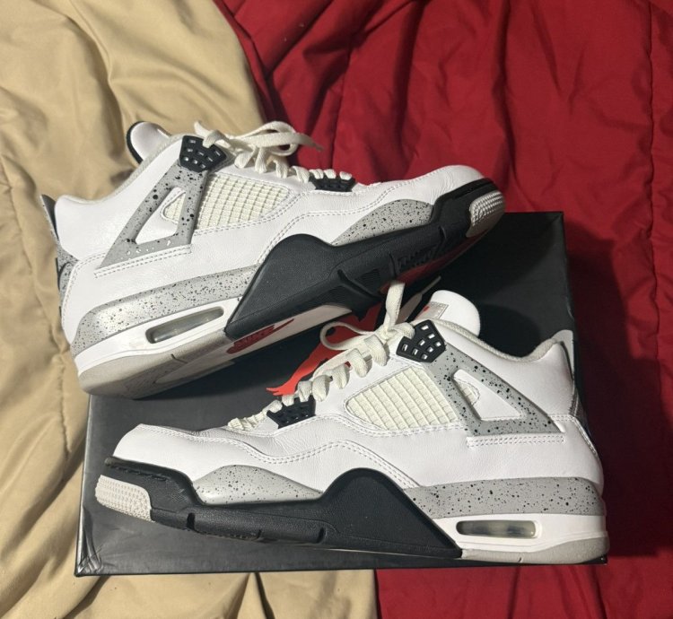 Air Jordan 4 Cement