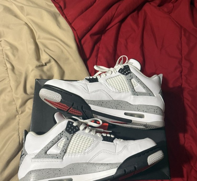 Air Jordan 4 Cement