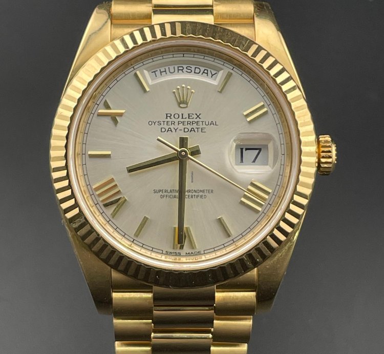 Rolex Day-date 40 40mm Silver Roman Dial