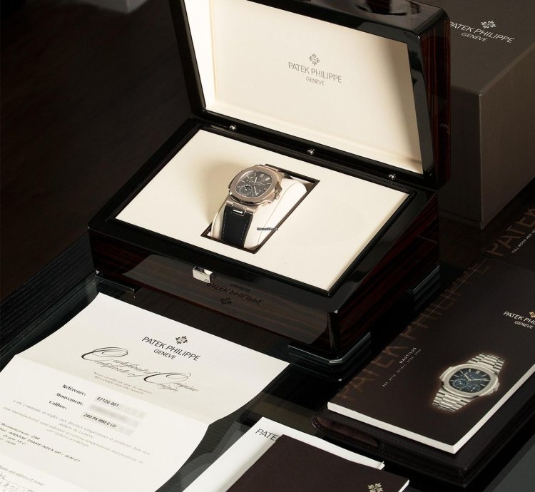 Patek Philippe Nautilus 5712g