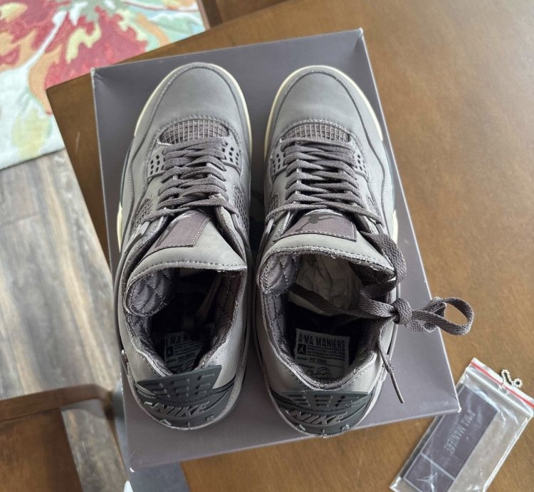 Air Jordan 4 Ma Maniere