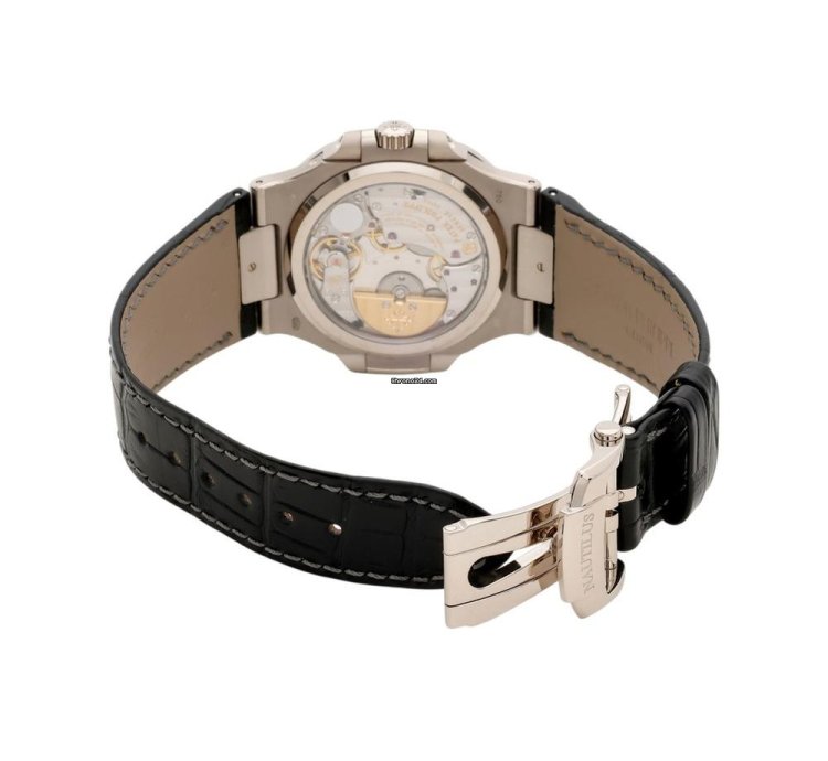Patek Philippe Nautilus 5712g-001 Automatic White Gold Good