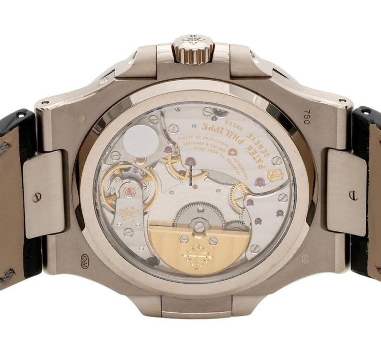 Patek Philippe Nautilus 5712g-001 Automatic White Gold Good