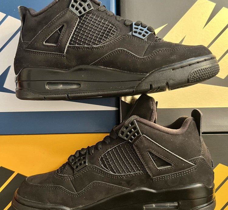 Air Jordan 4 Retro Black Cat 2020 Size 7 Vnds Og All