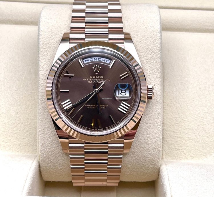 Rolex Day-date 40 40mm Unworn Full Set