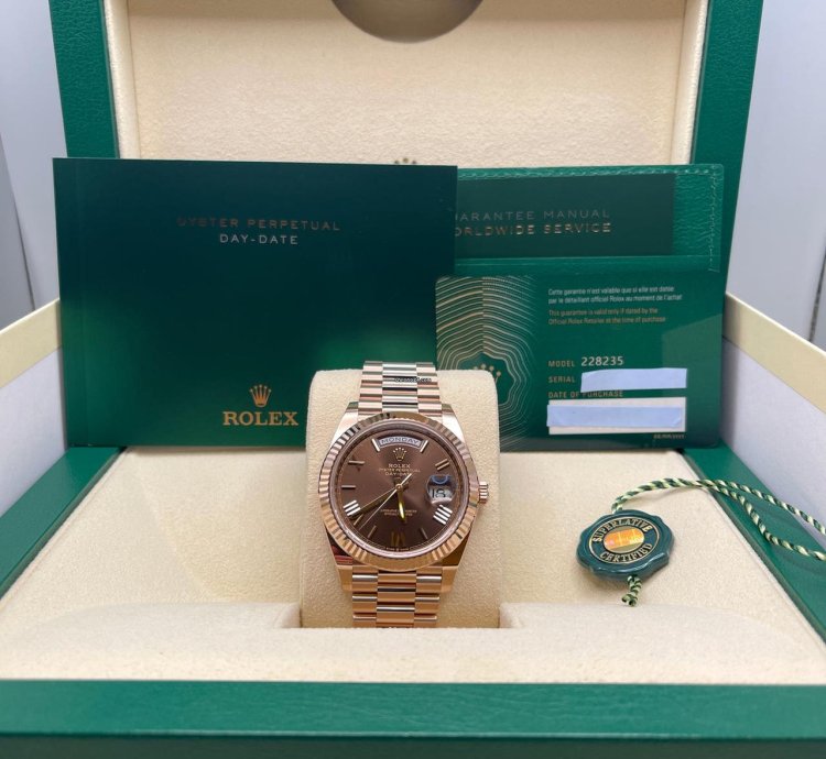 Rolex Day-date 40 40mm Unworn Full Set