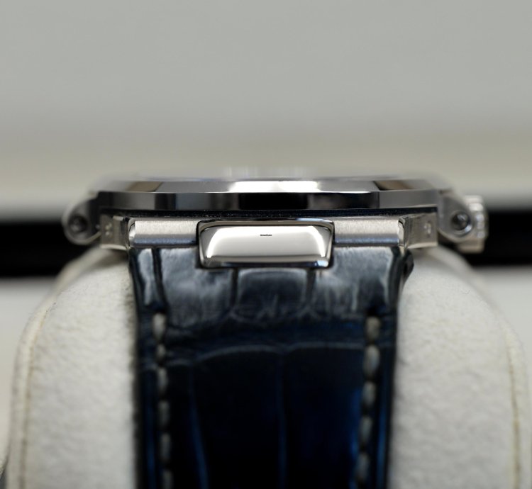 Patek Philippe Nautilus 5712g-001 Full Set 2015
