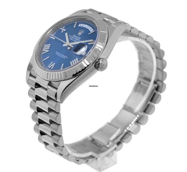 Rolex Day-date 40 40mm White Gold Blue Roman Dial President 228239