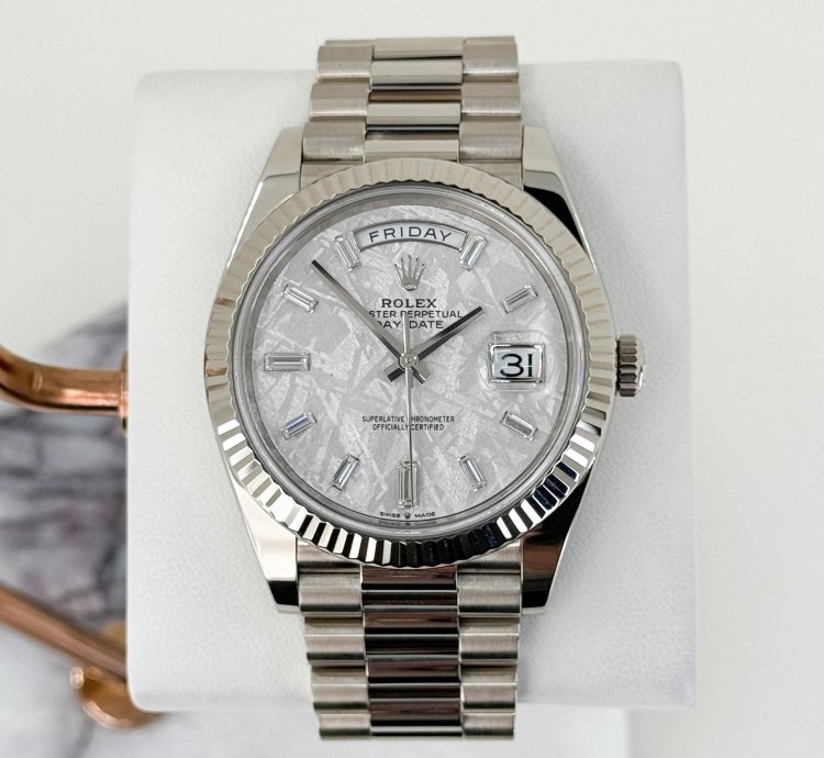 Rolex Day-date 40 40mm White Gold Fluted Bezel Meteorite Baguette Diamond Dial Presidential Band