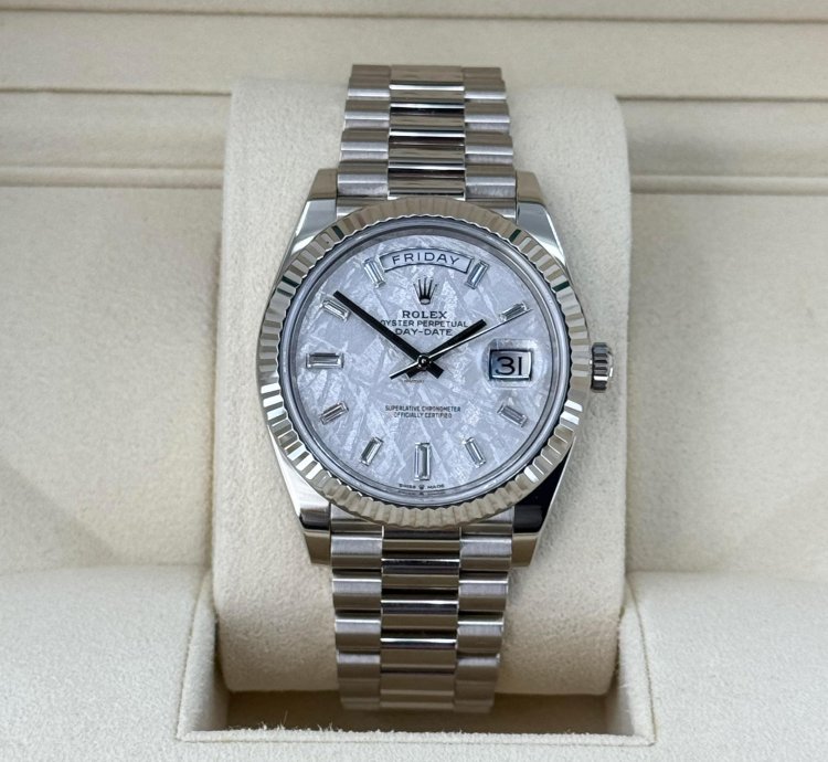 Rolex Day-date 40 40mm White Gold Fluted Bezel Meteorite Baguette Diamond Dial Presidential Band