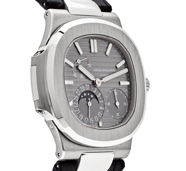 Patek Philippe Nautilus 5712g-001 Moon Phases 2022