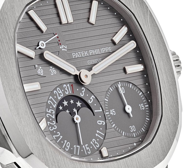 Patek Philippe Nautilus 5712g-001 Moon Phases 2022