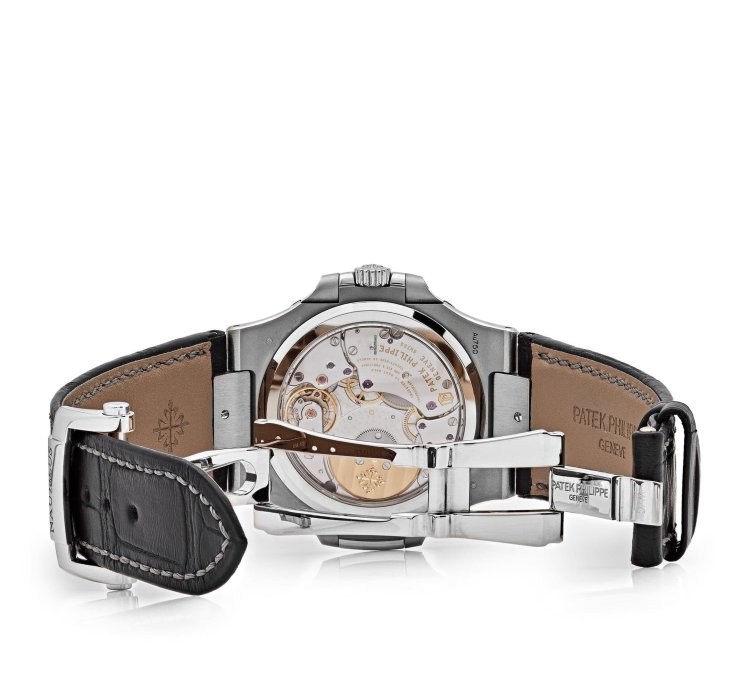 Patek Philippe Nautilus 5712g-001 Moon Phases 2022