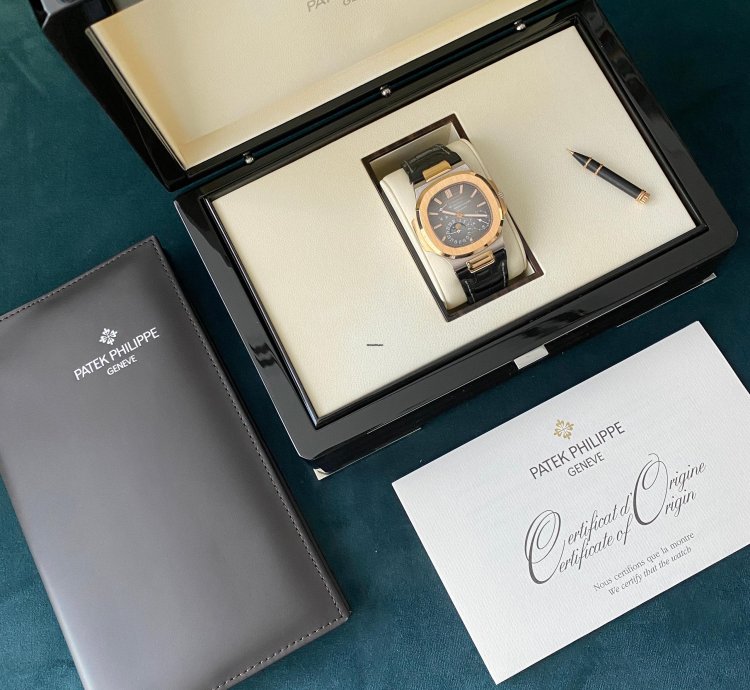 Patek Philippe Nautilus 5712gr Nautilus Bicolor White Gold Rose Gold