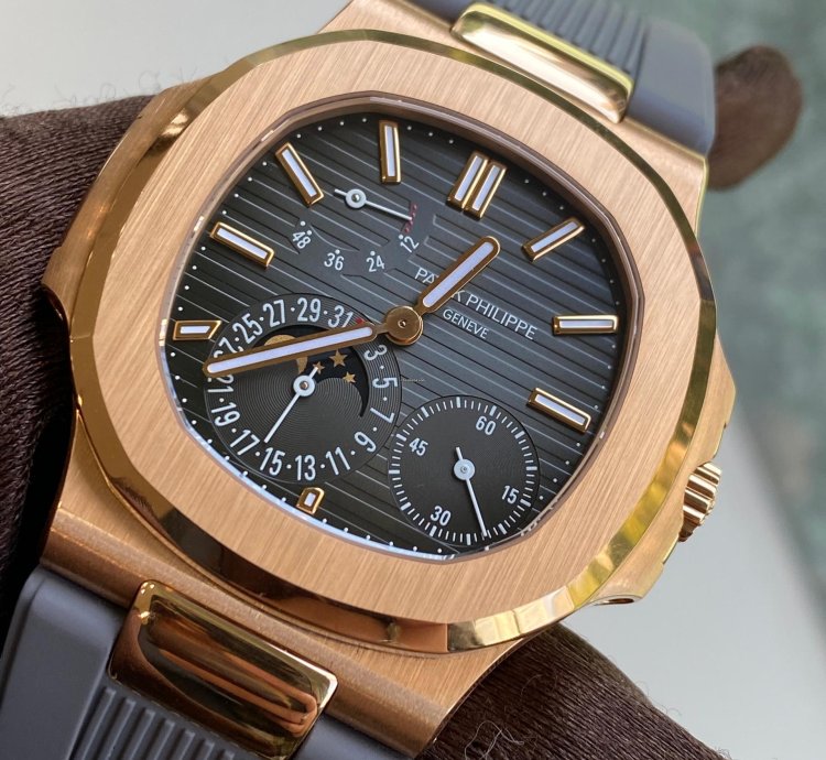 Patek Philippe Nautilus 5712r