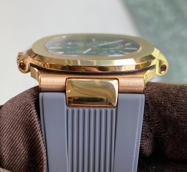 Patek Philippe Nautilus 5712r