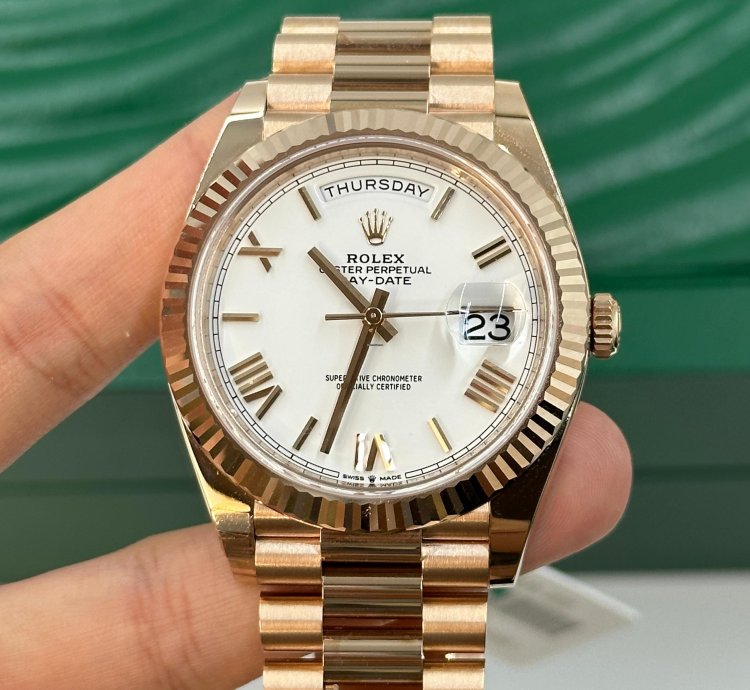 Rolex Day-date 40 40mm White Roman 2022