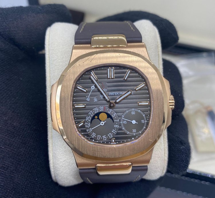 Patek Philippe Nautilus 5712r Full Set