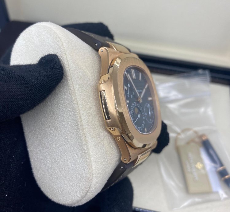 Patek Philippe Nautilus 5712r Full Set
