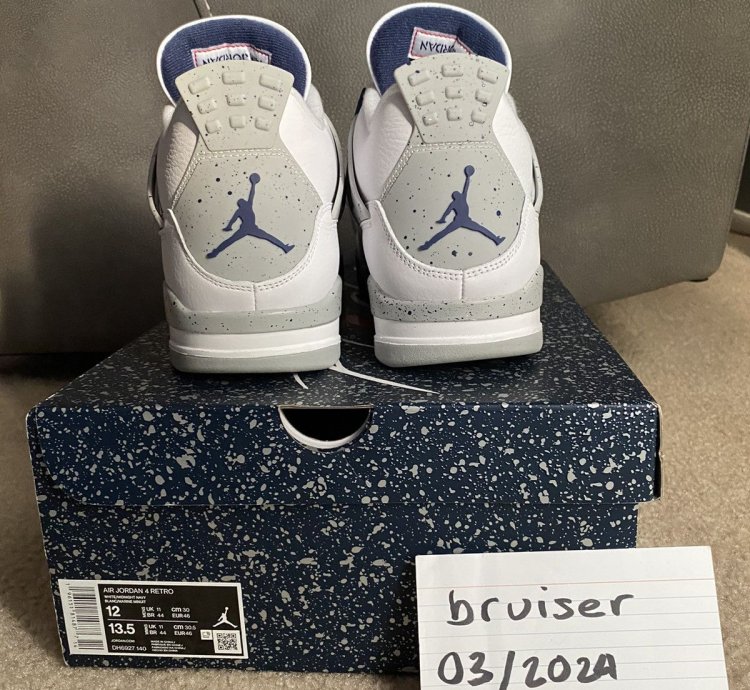 Air Jordan 4 Retro Midnight Navy