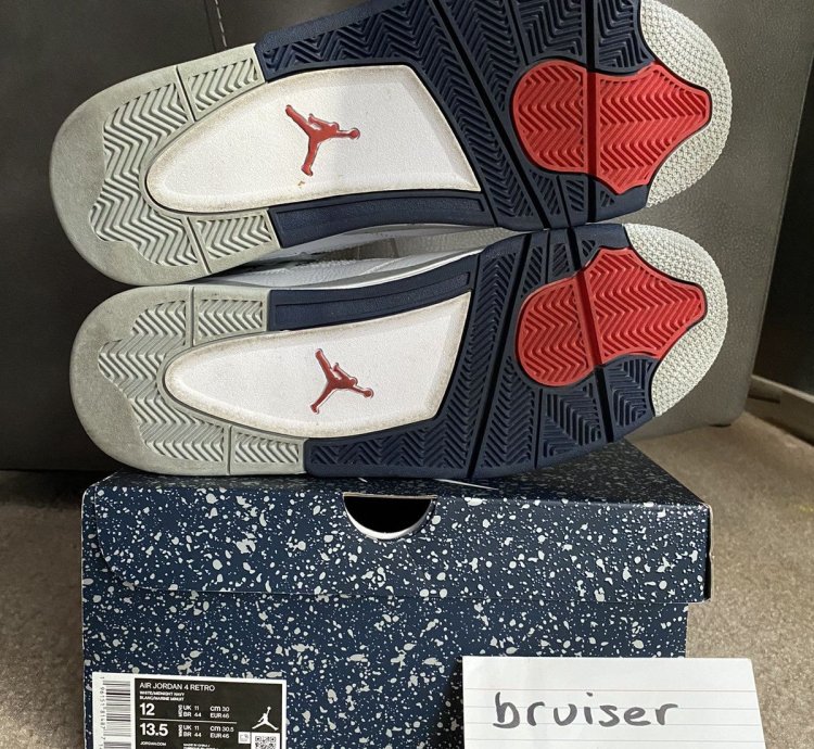 Air Jordan 4 Retro Midnight Navy
