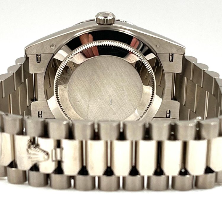 Rolex Day-date 40 40mm White Roman Dial White Gold Bracelet 228349rbr Unworn 2022