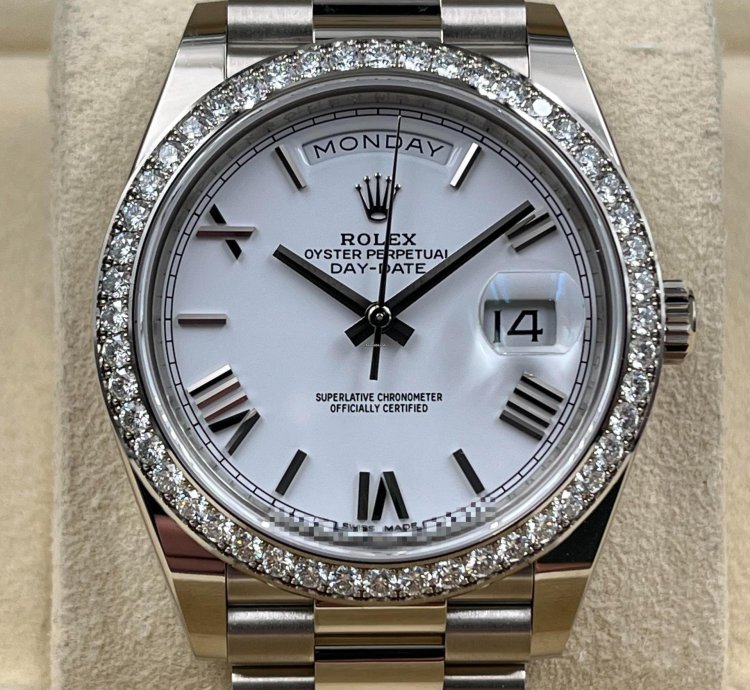 Rolex Day-date 40 40mm White Roman Dial White Gold Bracelet 228349rbr Unworn 2022