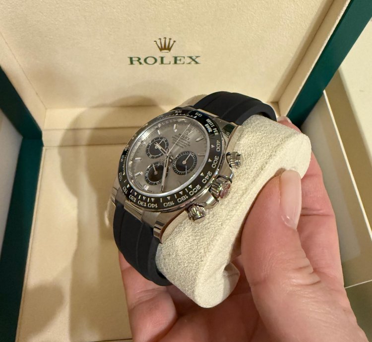 Rolex Daytona Cosmograph Daytona Dicembre 2024 Nuovo Mai Indossato