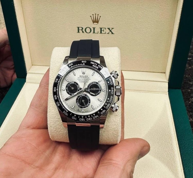 Rolex Daytona Cosmograph Daytona Dicembre 2024 Nuovo Mai Indossato