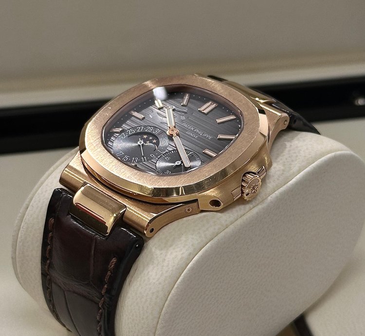 Patek Philippe Nautilus 5712r-001