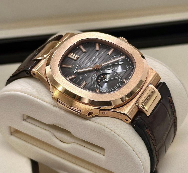 Patek Philippe Nautilus 5712r-001