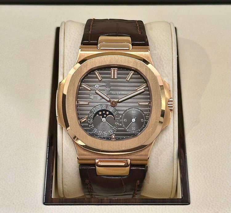 Patek Philippe Nautilus 5712r-001