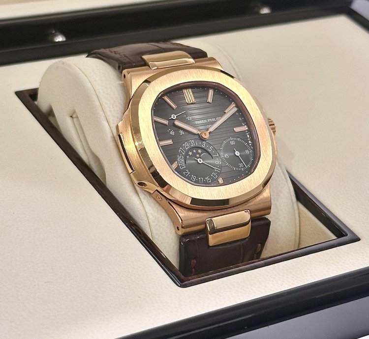 Patek Philippe Nautilus 5712r-001