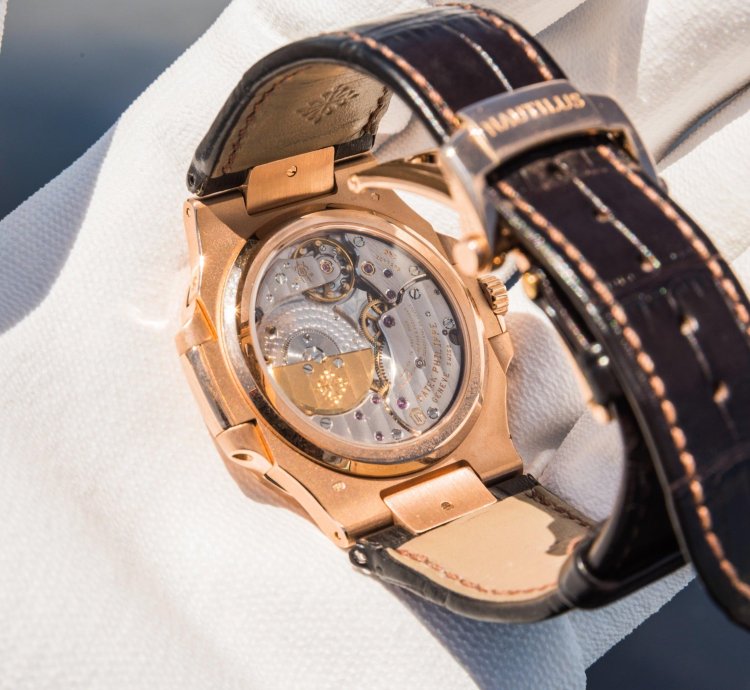 Patek Philippe Nautilus 5712r-001 Brown Dial