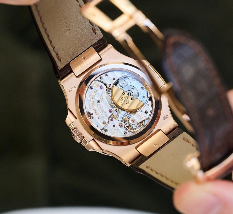 Patek Philippe Nautilus 5712r-001 Discontinued