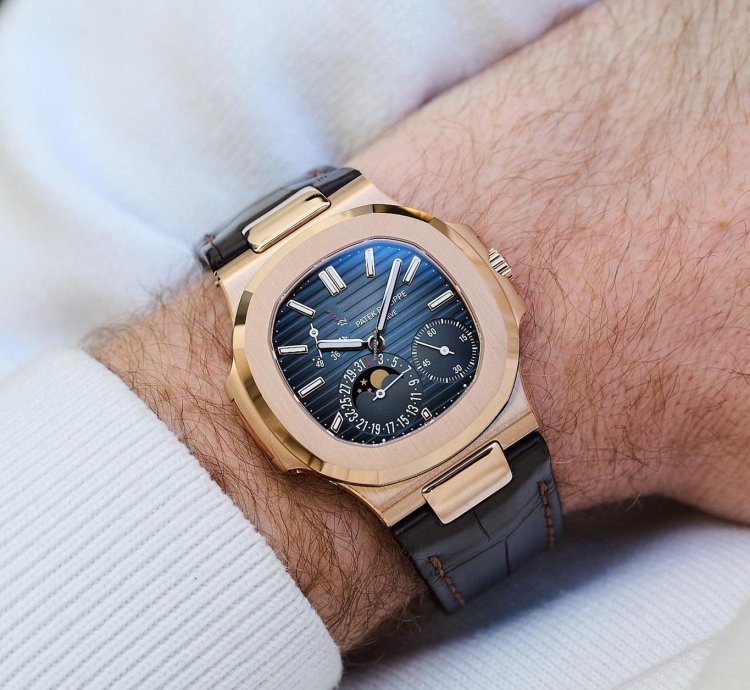 Patek Philippe Nautilus 5712r-001 Discontinued