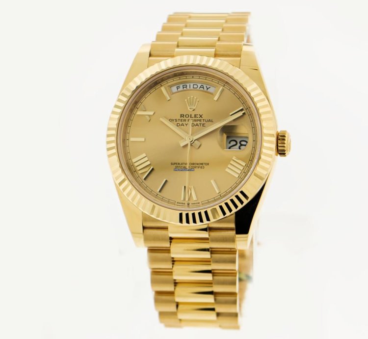 Rolex Day-date 40 40mm Yellow Gold Champagne Roman Dial Fluted Bezel 228238