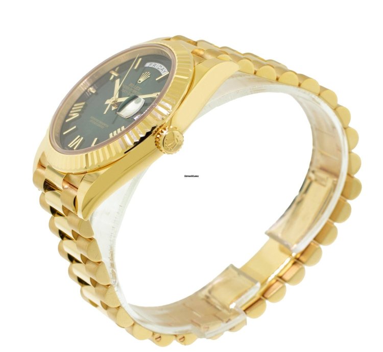 Rolex Day-date 40 40mm Yellow Gold Green Ombre Roman Dial Fluted Bezel 228238