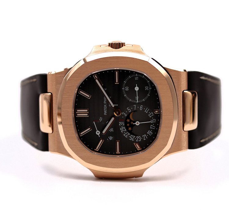 Patek Philippe Nautilus 5712r-001 Geneva Seal Full Set 2009