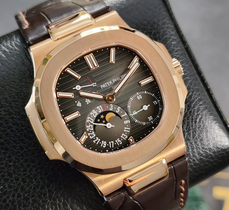 Patek Philippe Nautilus 5712r-001 New Unworn