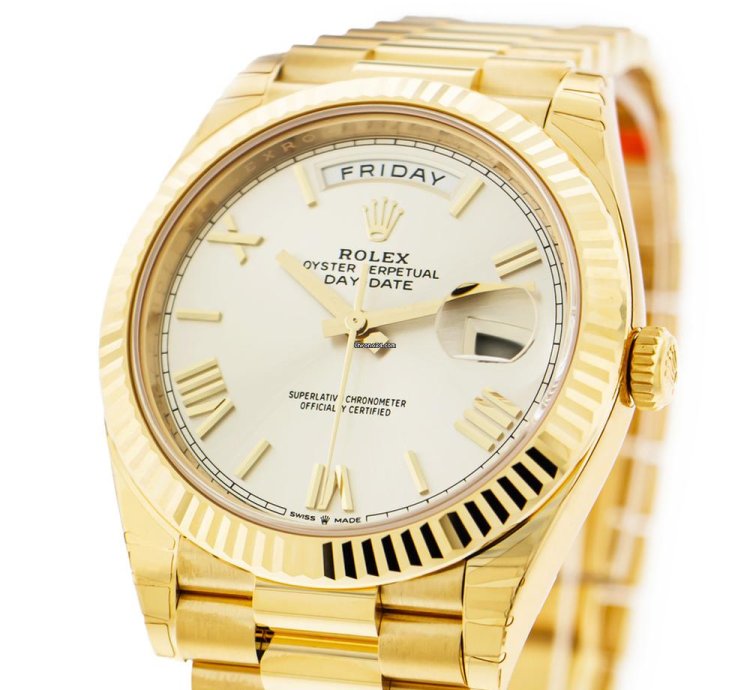 Rolex Day-date 40 40mm Yellow Gold Ivory Roman Dial Fluted Bezel 228238