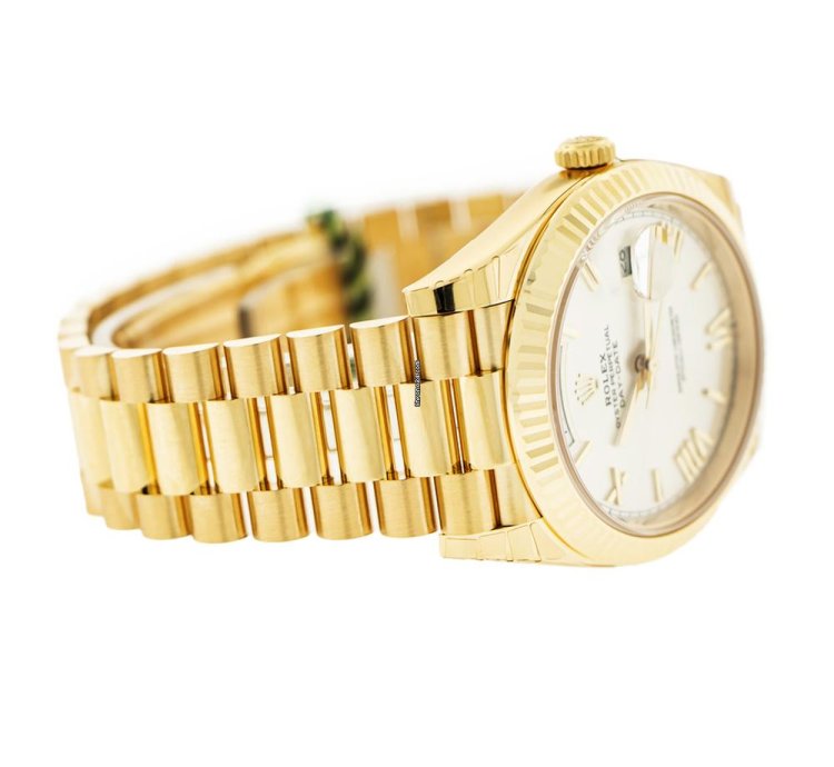 Rolex Day-date 40 40mm Yellow Gold Ivory Roman Dial Fluted Bezel 228238