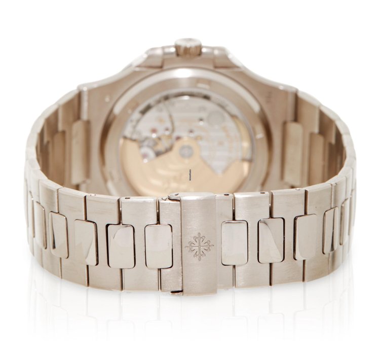 Patek Philippe Nautilus 5713 1g-001 White Gold - With Box - Service By Patek In 2023