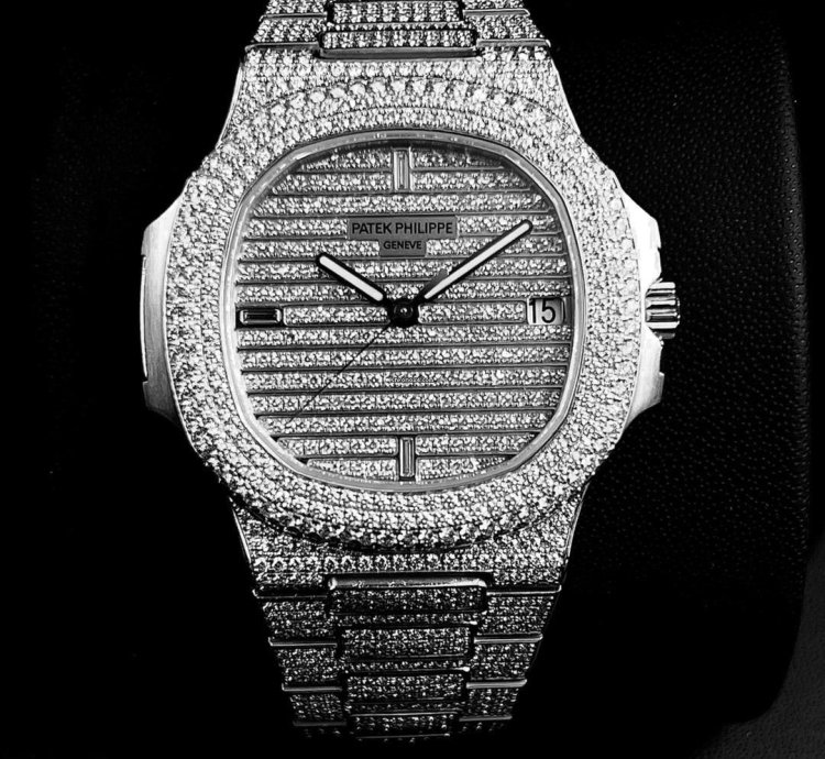 Patek Philippe Nautilus 5719 1g-001