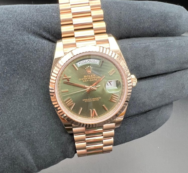 Rolex Day-date 40 Arabic Calendar Very Rare Olive Green Dial Full Rose Gol 40mm