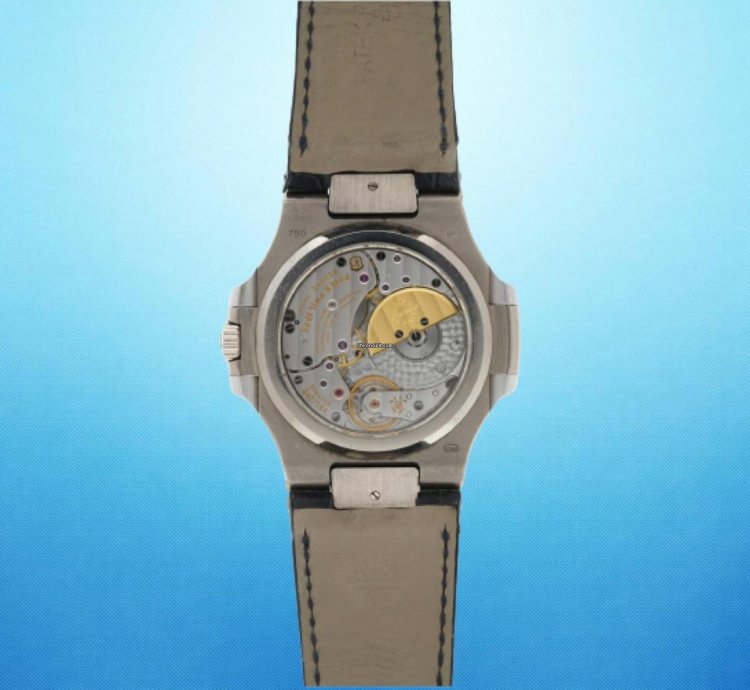 Patek Philippe Nautilus 5722g-001 Nautilus