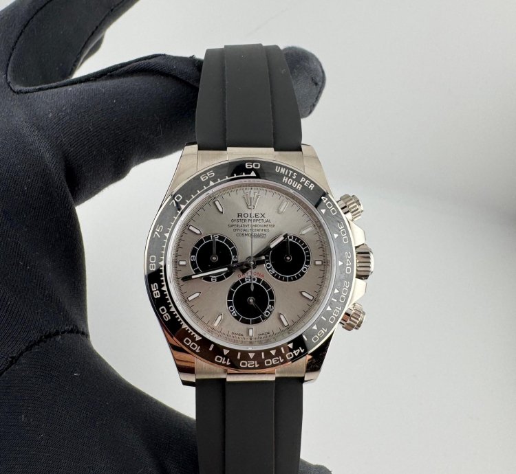 Rolex Daytona Cosmograph Daytona Ghost Grey Dial White Gold Oysterflex